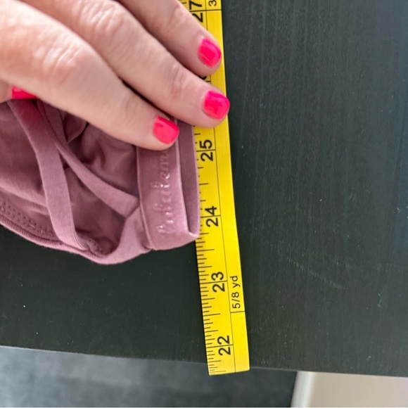 Lululemon Mauve Bralette with Strappy Cross back, Size Small - Picture 4 of 5